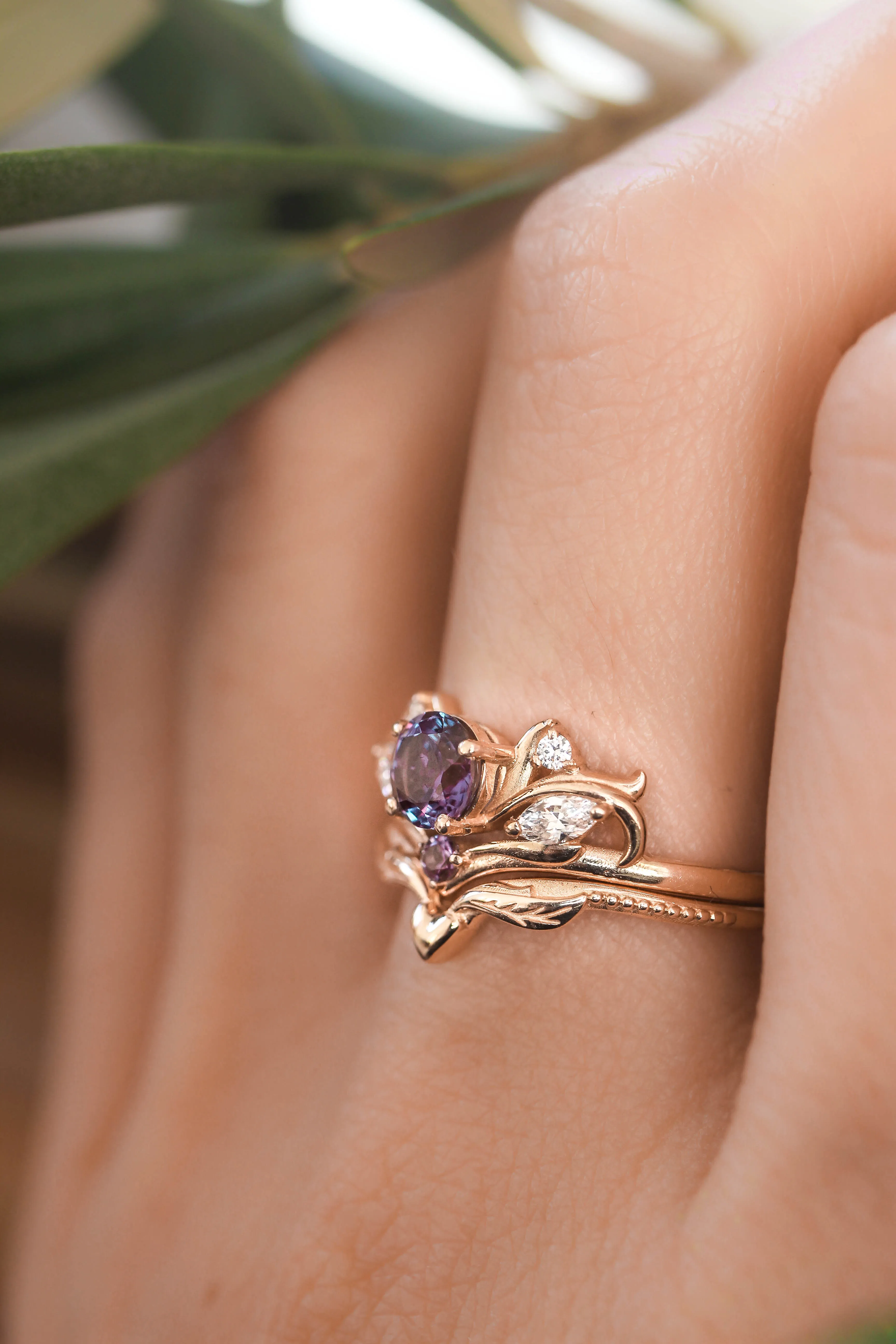 Bridal ring set with alexandrite / Swanlake