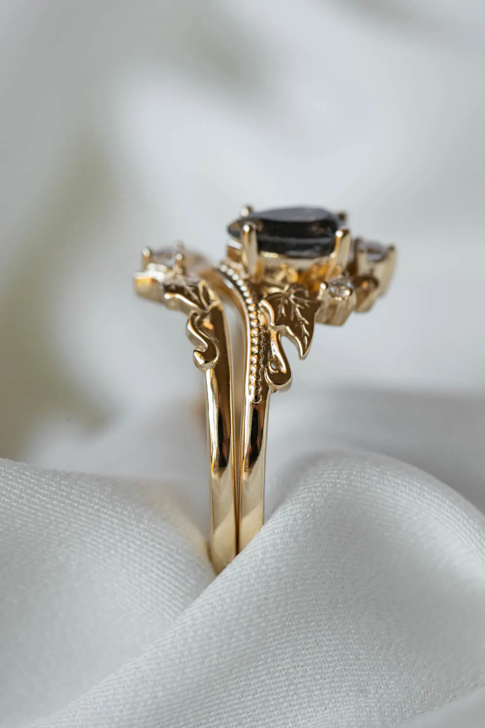 Natural salt and pepper diamond bridal ring set, ivy leaves engagement ring set with diamonds / Ariadne