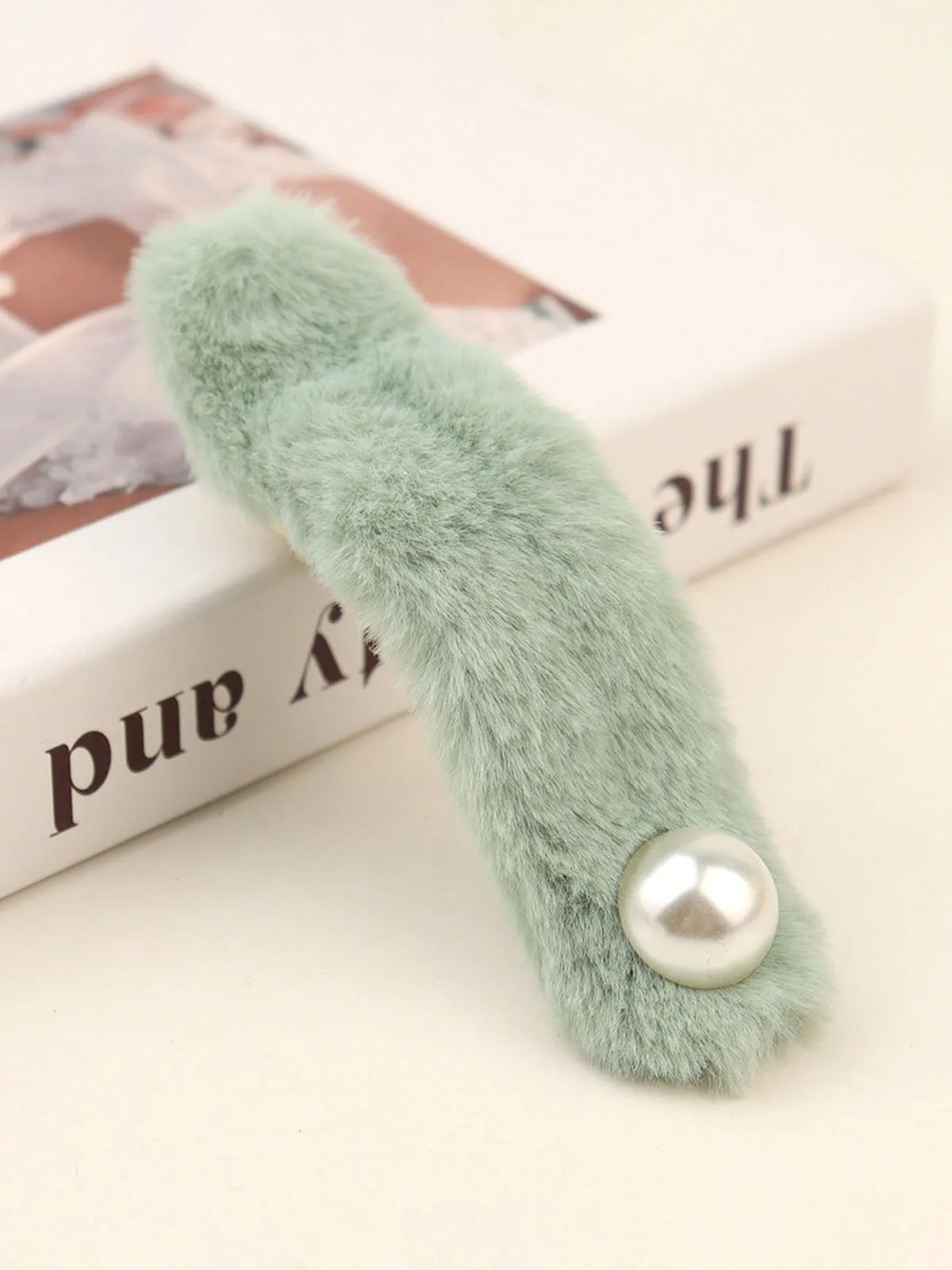 Plush Duckbill Hairpin