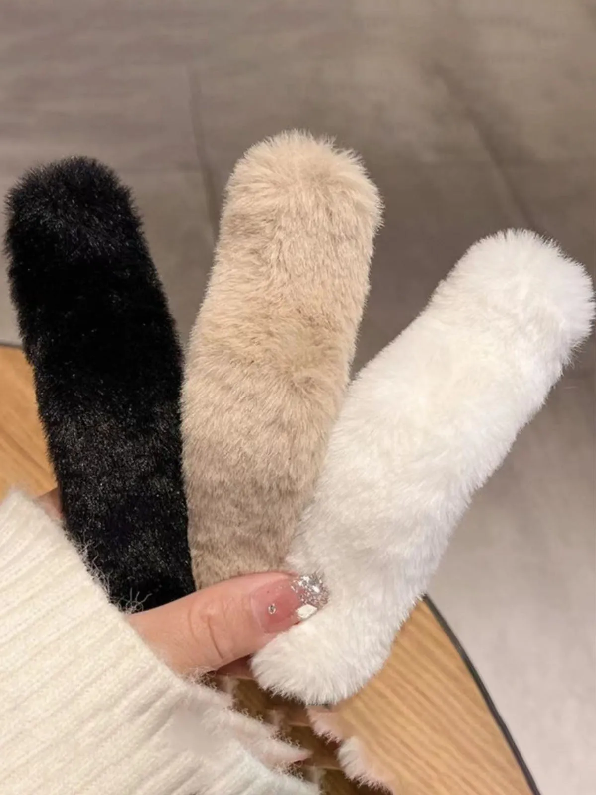 Plush Duckbill Hairpin