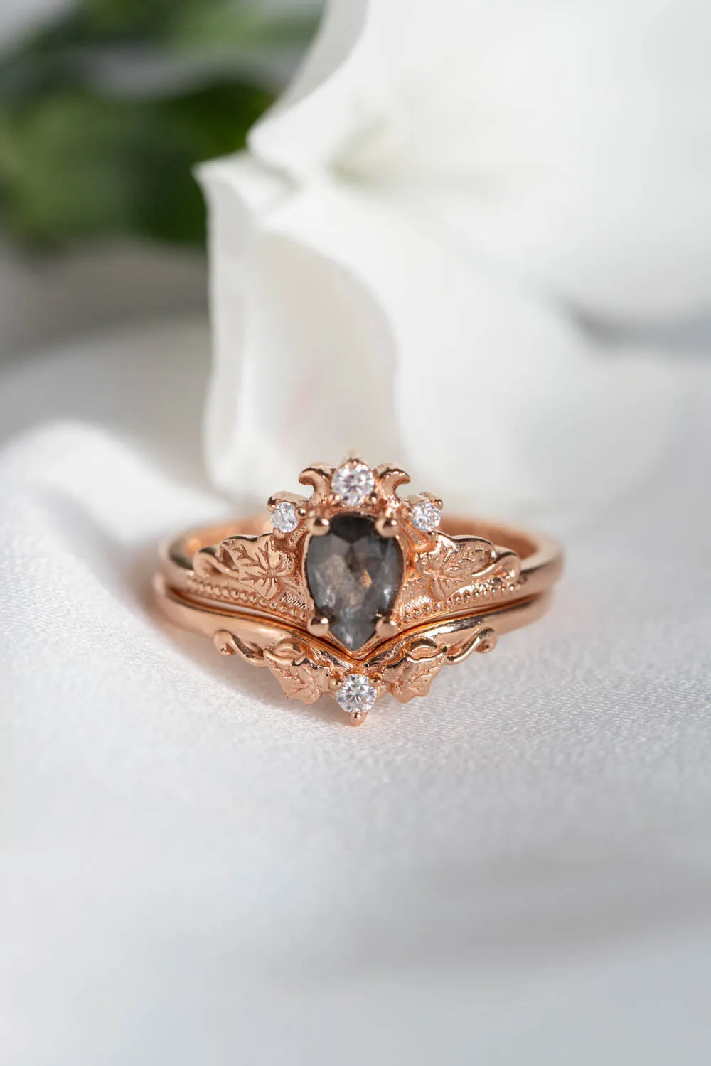 Rose cut salt and pepper diamond bridal ring set, nature inspired rose gold engagement and wedding rings / Ariadne