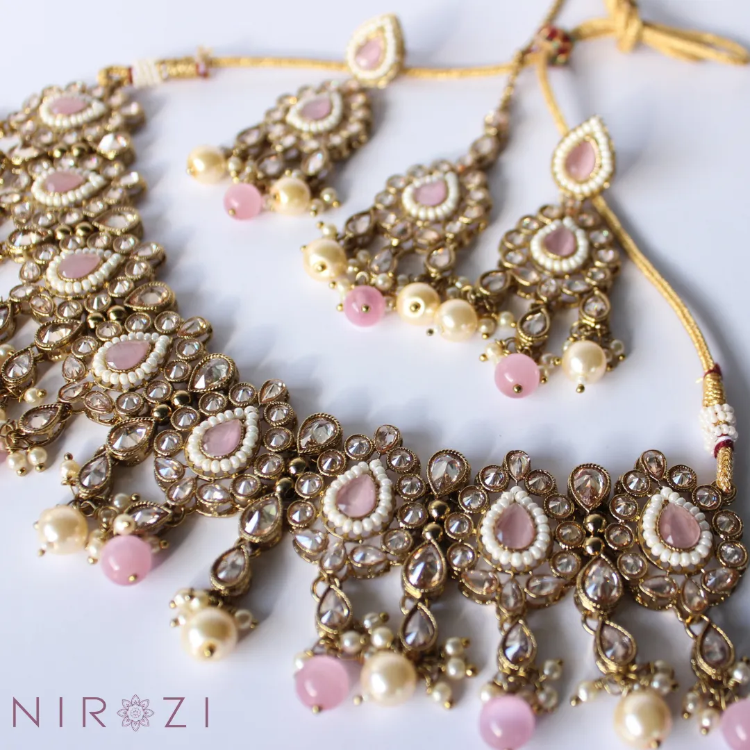 Ruhi - Choker Necklace Set