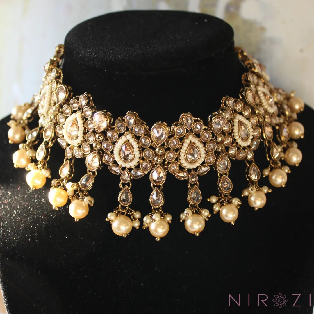 Ruhi - Choker Necklace Set