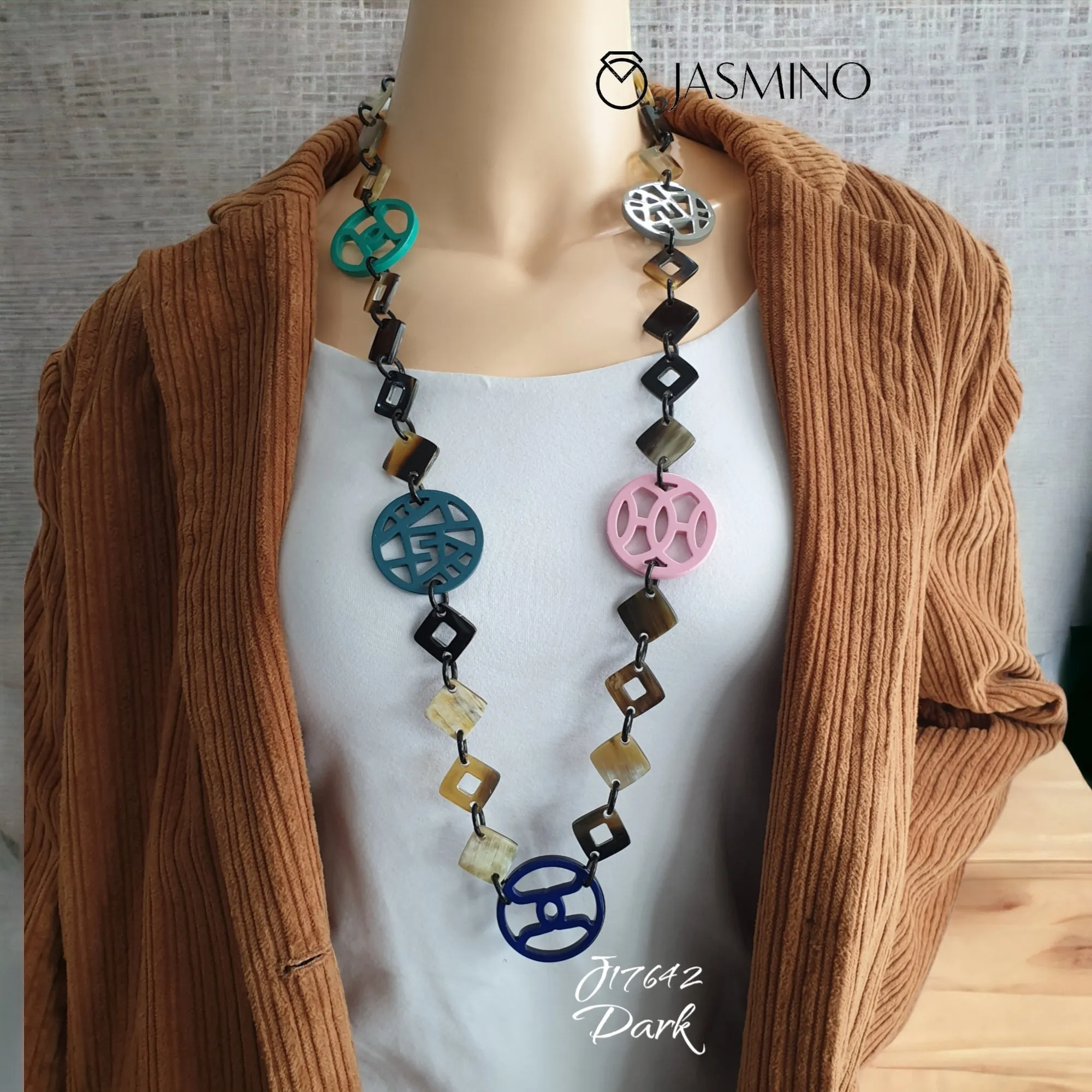 Trendy Handmade Necklace J17642, Made by Buffalo Horn and Lacquer