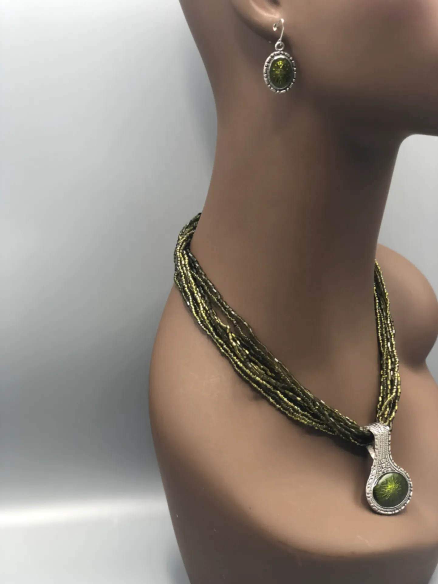 Yawa Necklace Earring Set